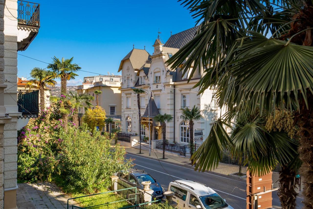 Villa Sokol Apartments Opatija Center ภายนอก รูปภาพ